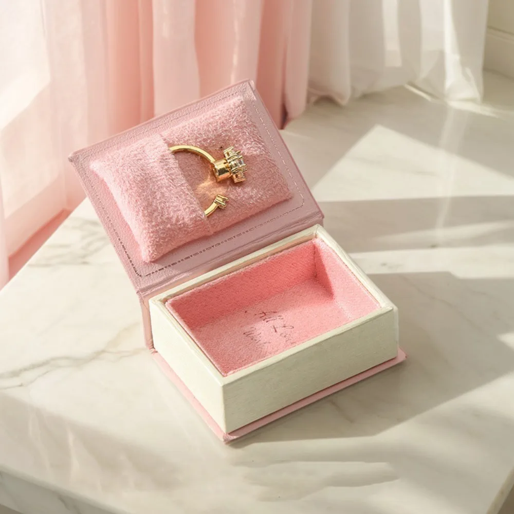 

Small Creative Book Shape Ring Box Velvet Magnetic Engagement Ring Case Flip Lid Storage Box Jewelry Packaging Travel