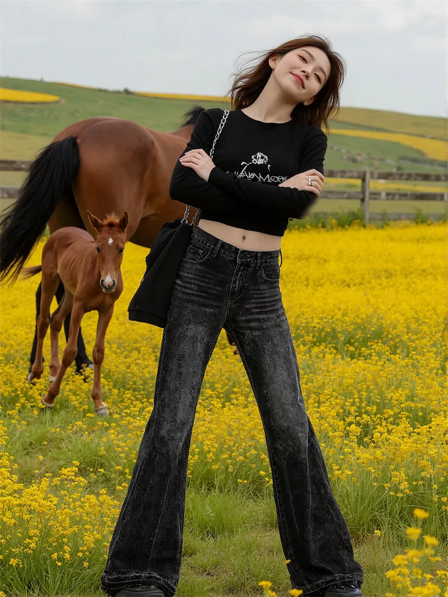 Pantaloni jeans svasati effetto consumato per donna Denim Abbigliamento donna Pieghe a vita alta Gamba larga Dritto a figura intera Casual Allentato BF