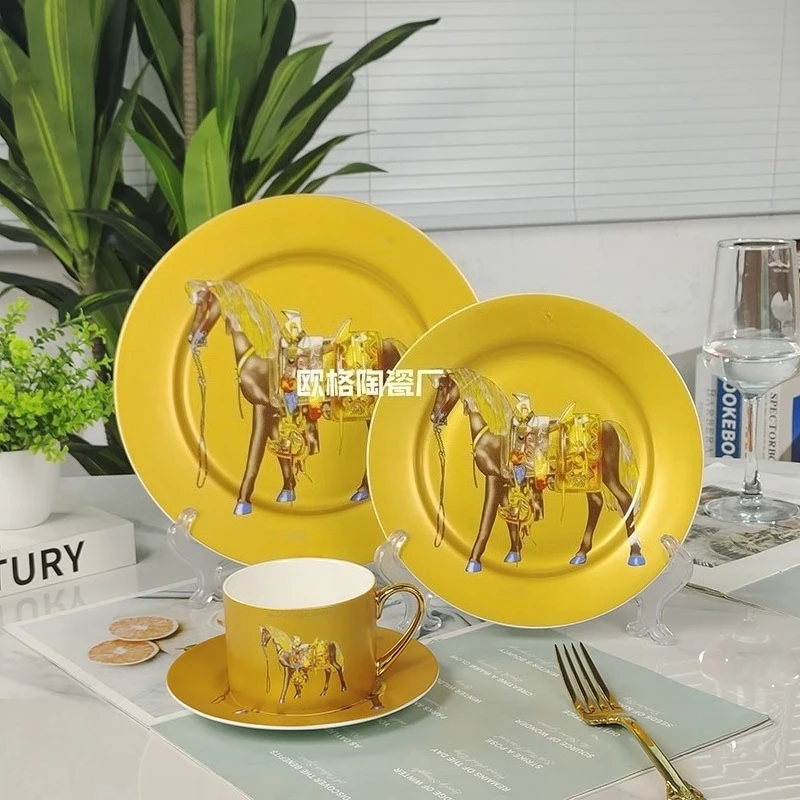 

Luxury European Style Bone China Steak Plates Skewer Plates Coffee Cups Teapots Home Banquet Office Gift Mugs