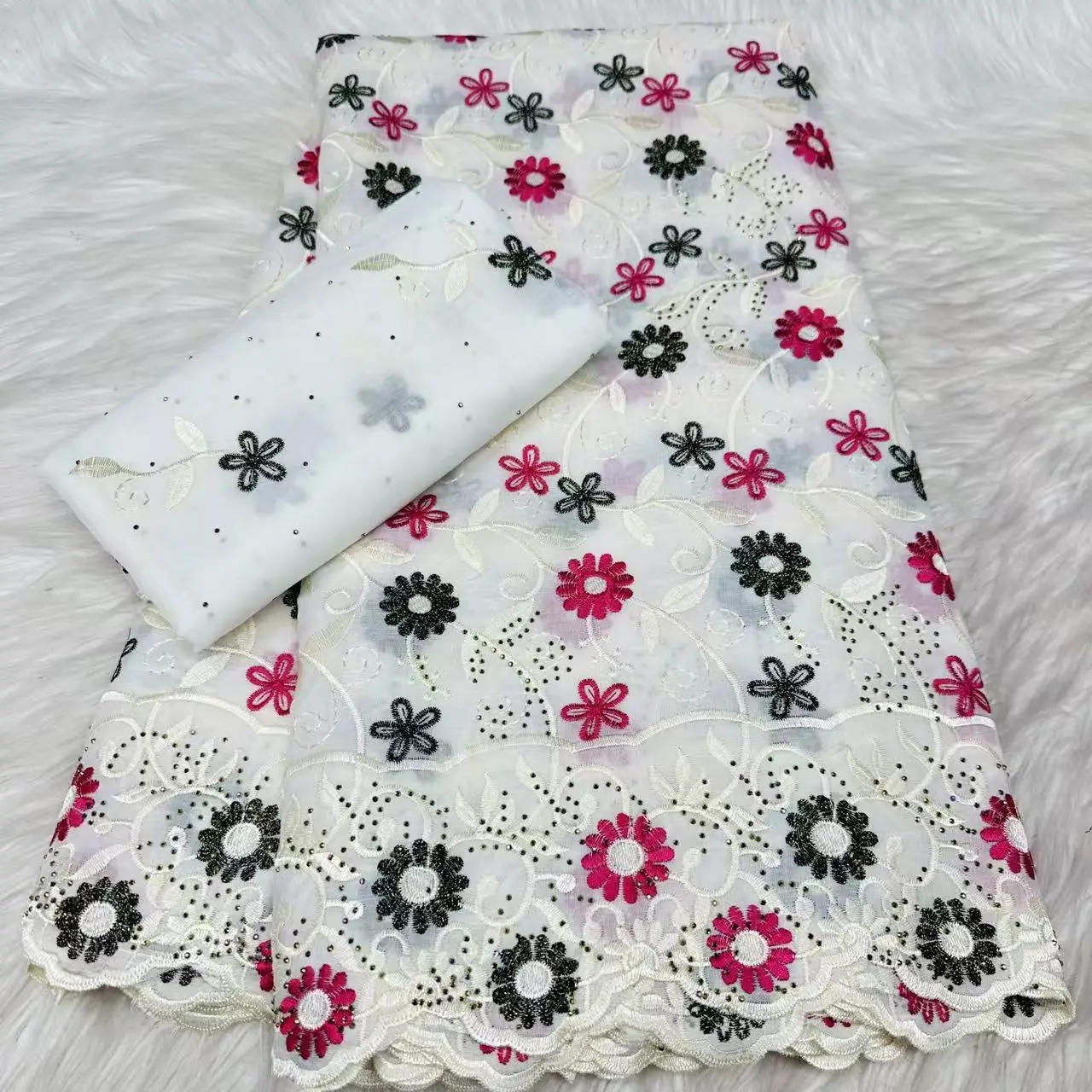 tissu-en-dentelle-suisse-douce-et-brillante-lafaya-broderie-africaine-tissus-100-coton-voile-suisse-robes-style-dubai-5-yards-2026