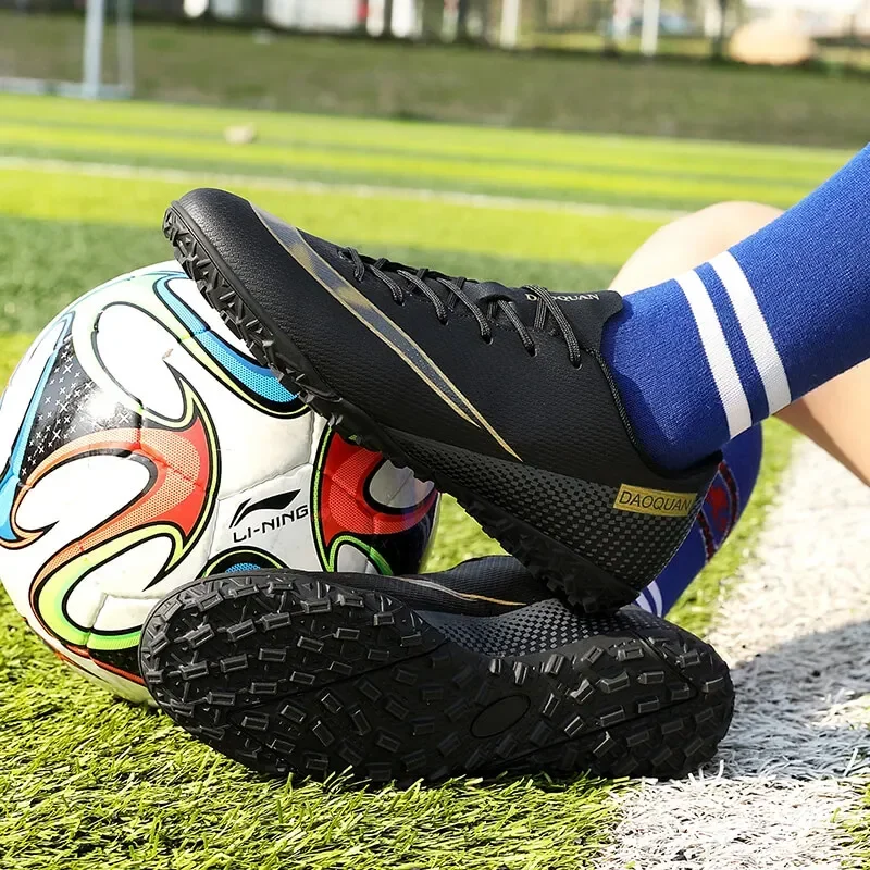 أحذية كرة القدم للرجال، أحذية كرة القدم الاحترافية، أحذية كرة القدم الرياضية لتدريب العشب، أحذية كرة القدم للرجال في الهواء الطلق