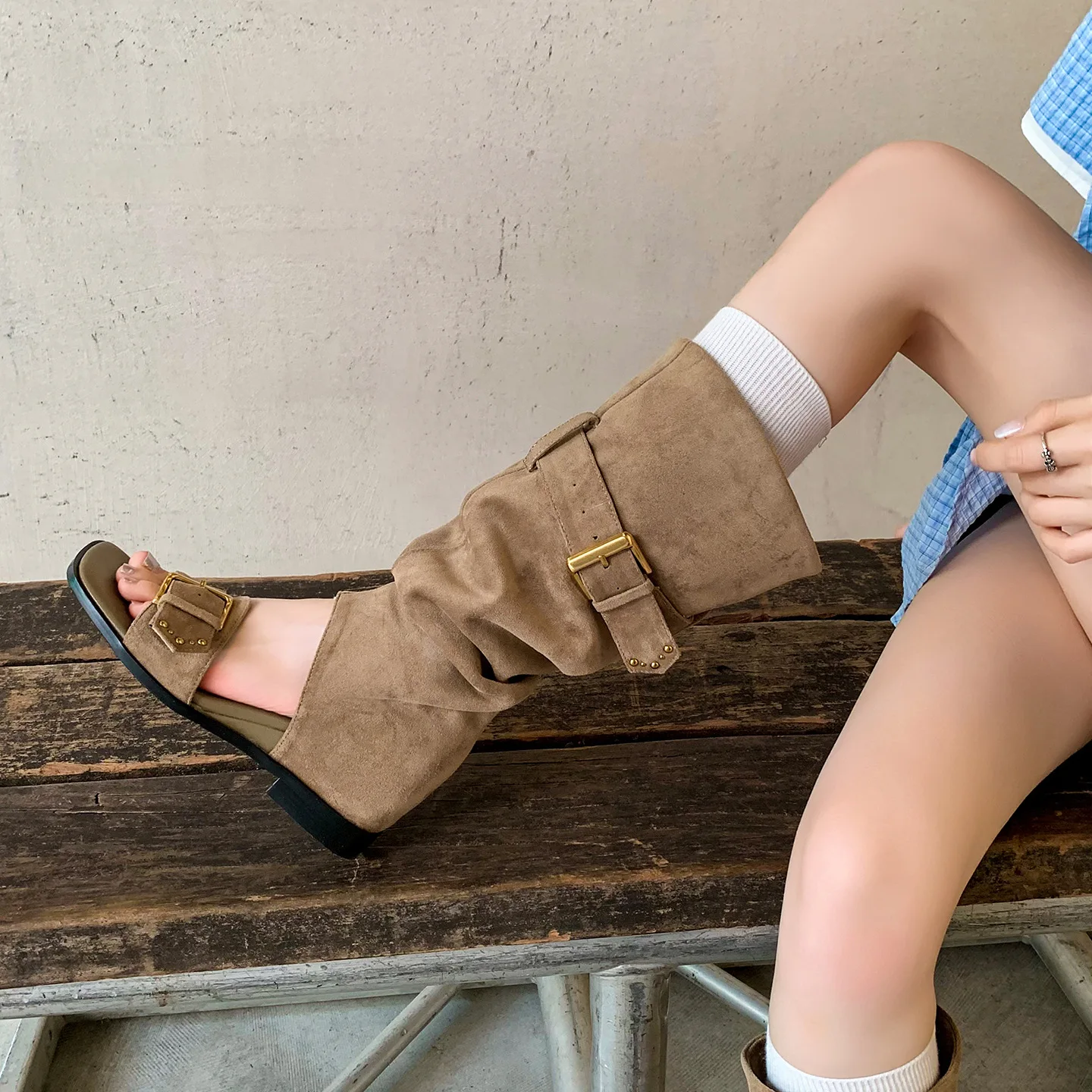 Summer apricot suede inner heightening belt buckle open-toe stacking boots square head sleeve low heel boots cool boots large