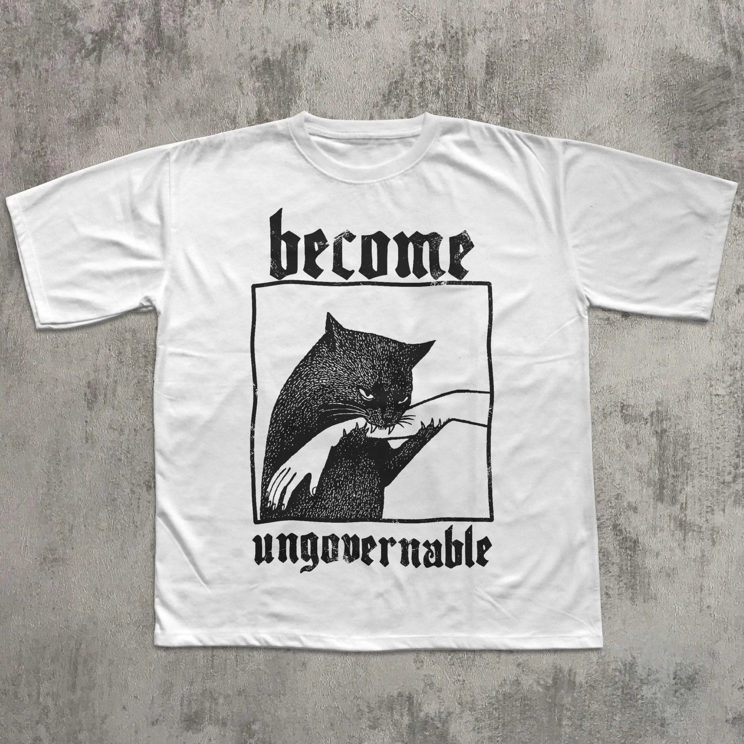 Camisetas de Algodão Gráficas Vintage para Homens e Mulheres, Camiseta Engraçada com Estampa de Gato Mordendo a Mão, Roupas Masculinas