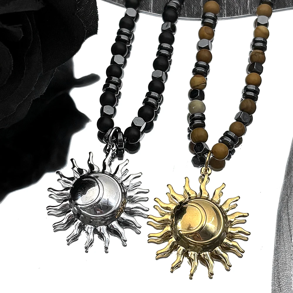 

Vintage Sun and Moon Pendant Necklace For Women Men Stainless Steel Gold Silver Color Hematite Chain Necklaces Trend Jewelry