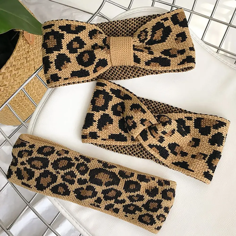 Tocado de leopardo a la moda, turbante ancho con lazo, diadema tejida cálida para invierno para mujer, envoltura para la cabeza de ganchillo, decoración para peinar el cabello