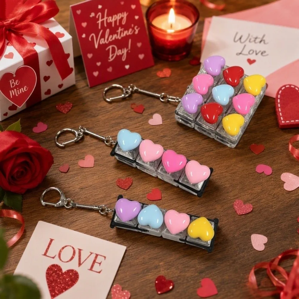 4/9 Keys Heart Keyboard Clicker Keychain Love Heart Portable Fingertip Button Keyring Decompression Relaxed Creative