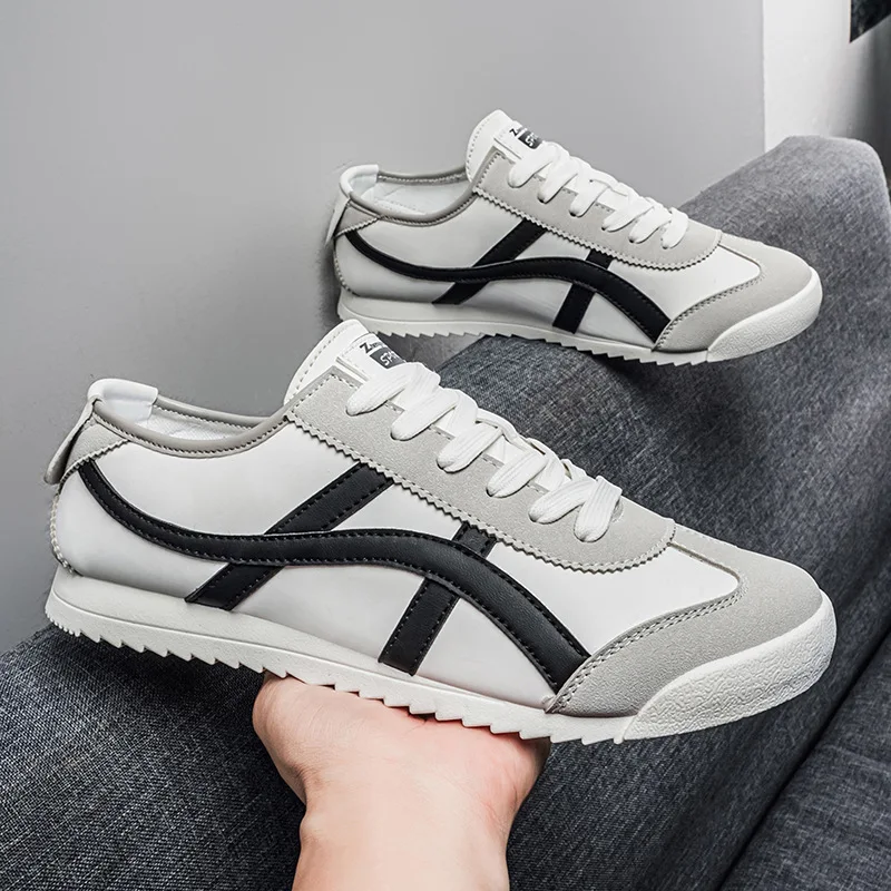 Men's Casual Slip-On Shoes Spring Summer New Style Soft Bottom Breathable Korean Version Fashionable All-Match White Sneakers