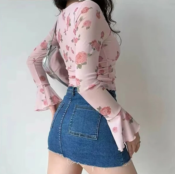 

Mesh printed flared sleeve square neck shirt slim fit long sleeved top for women's clothing in spring/summer 2025