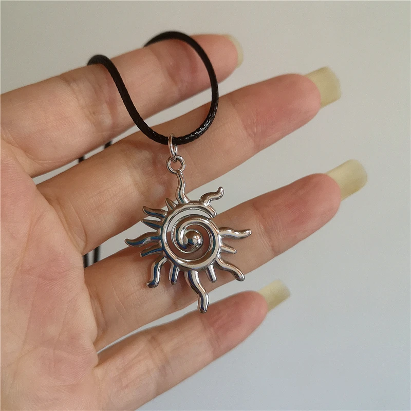 Vintage Metall Dorn Herz Spirale Vortex Sonne Anhänger Seil Halskette Für Frauen Männer Unisex Mode 2025, Punk Schmuck Zubehör