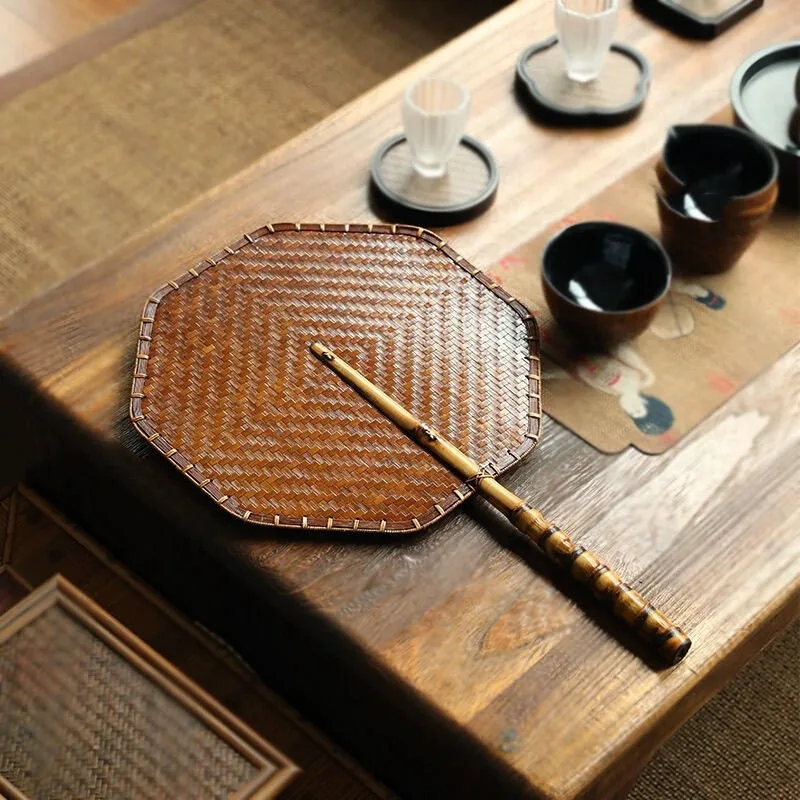 

Chinese Style Plantain Fan Retro Handmade Bamboo Woven Fan Chinese Performance Hanfu Costume Qipao Accessories Round Fan ZF972