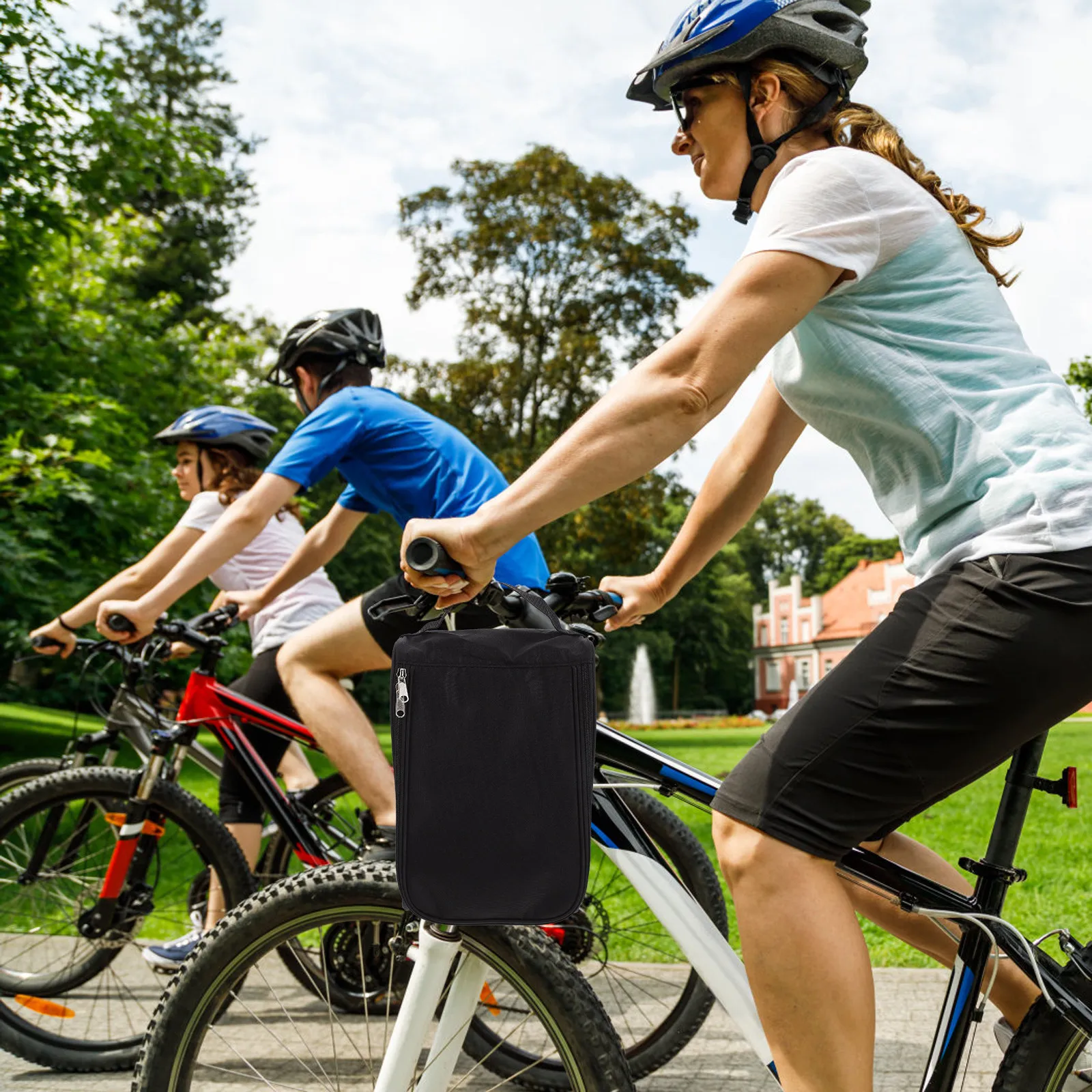 

Zippered Golf Shoe Bag Portable Foldable Water-Resistant Reusable Sneaker Organizer for Golf Tennis Basketball Cycling Outdoor