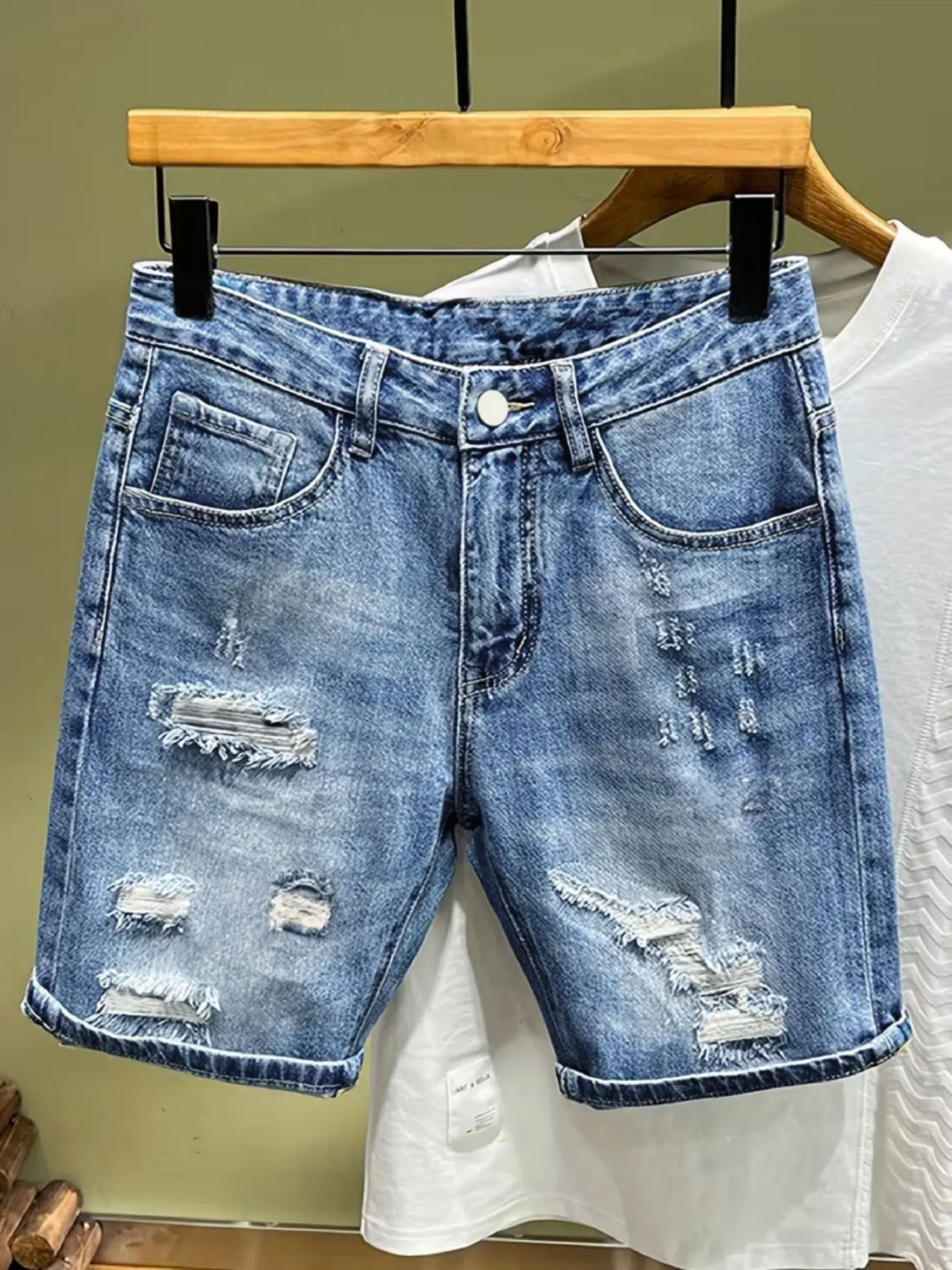 

Fashion Light Blue Denim Shorts Men's Summer New Ripped Hole Motorcycle Rock Short Jeans Streetwear Korean Clothes