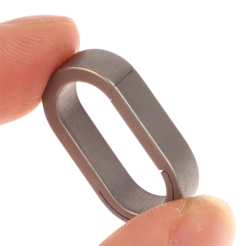 New Titanium Alloy Mini Key Ring Connection Buckle Universal Joint Auxiliary Ring Connection Bayonet Ring Personality Creativity