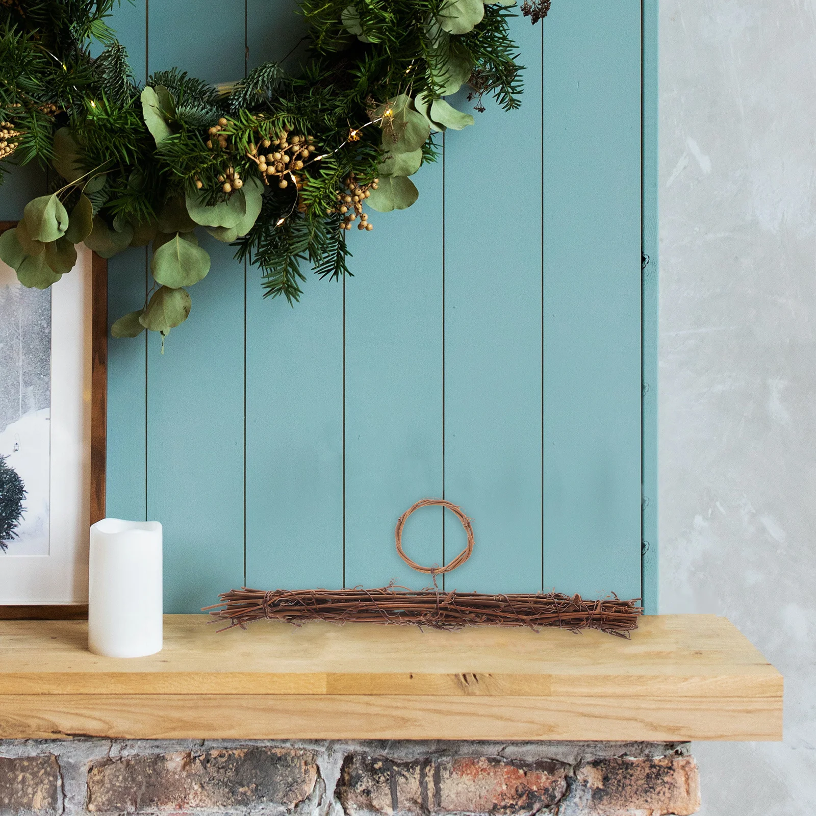 

2Pcs Natural Rattan Wreath Frames DIY Christmas Wreaths Hanger Shape Decor for Home Holiday Party Wedding Decoration