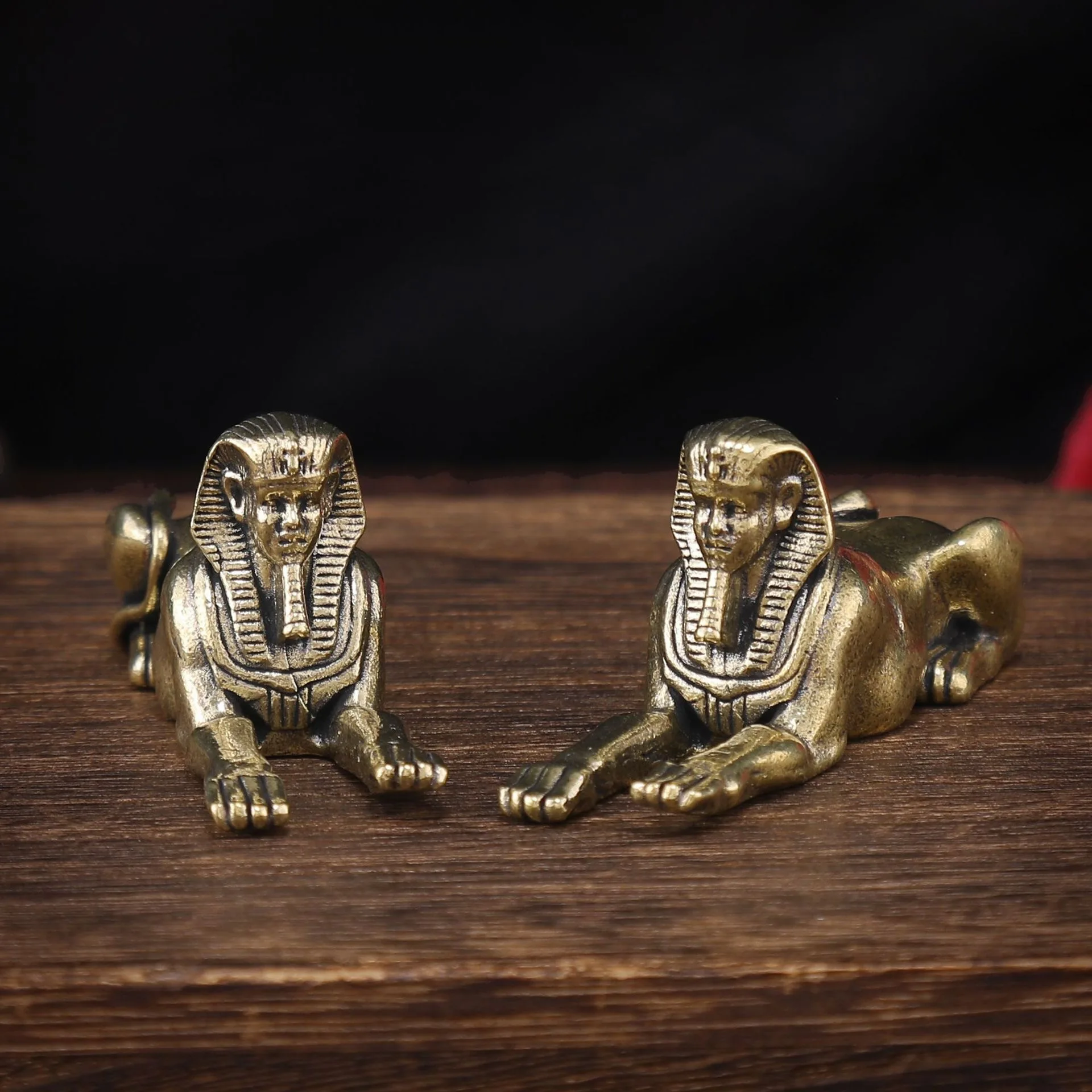 1pcs Vintage Brass Sphinx Mini Figurine Metal Egyptian Myth Creature Desktop Decoration Table Ornament Tea Pet Craft Gift