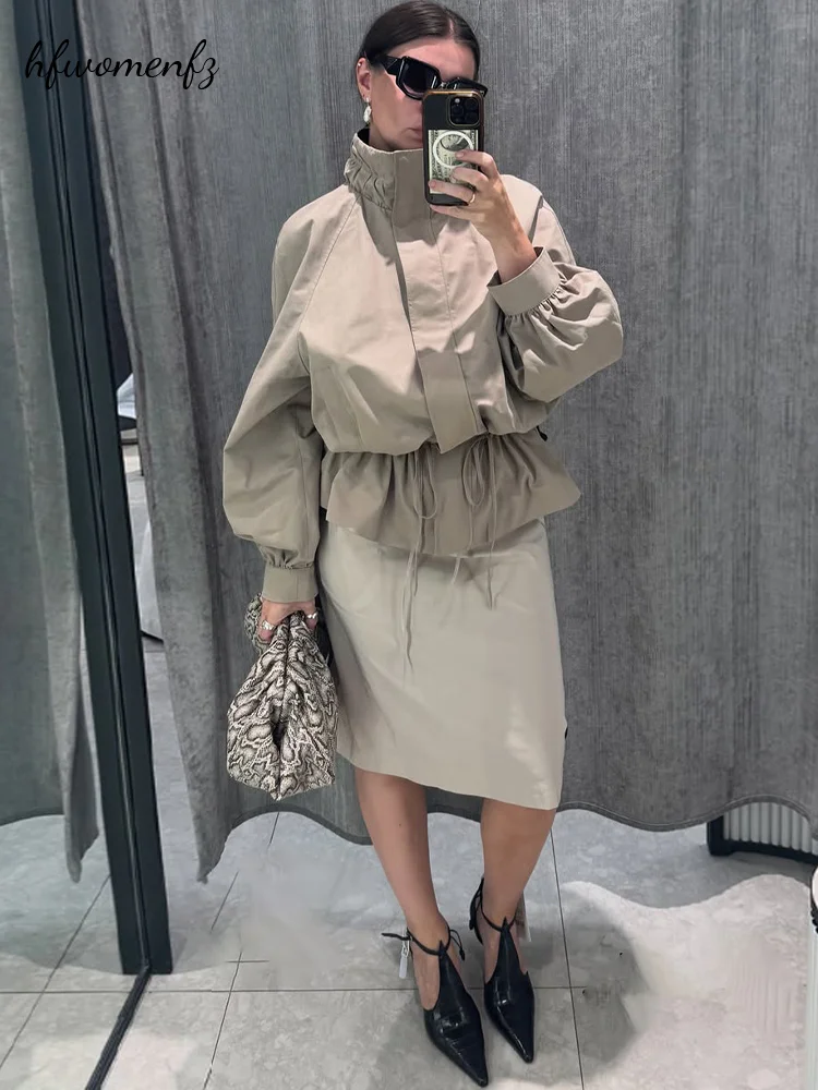 Damen Windbreaker-Jacke mit Kordelzug, langen Puffärmeln, Stehkragen, lockerer Khaki-Trenchcoat, Herbst 2026, Büro-Outwear für Damen