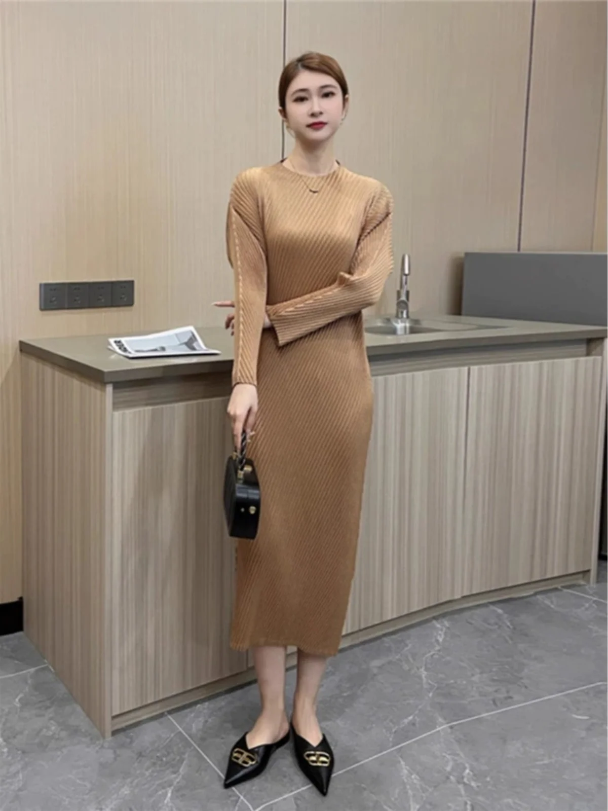 

Fashionable Three-Piece Fish-Scale Pleated Dress Elegant Slimming Spring 2025 Polyester Long Sleeve round Neck Gown