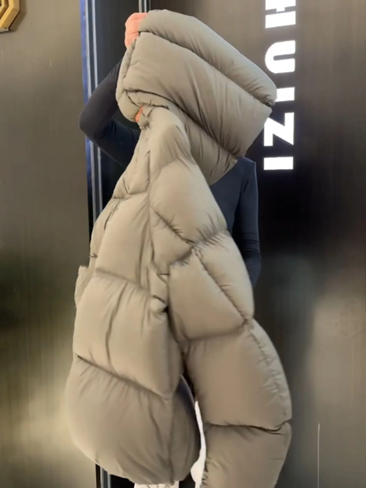 Unique een ort Puffer Jaet Women's 2025 Winter New Sle Hooded Bread Coat Small Size Outerwear Sli Commute Sle