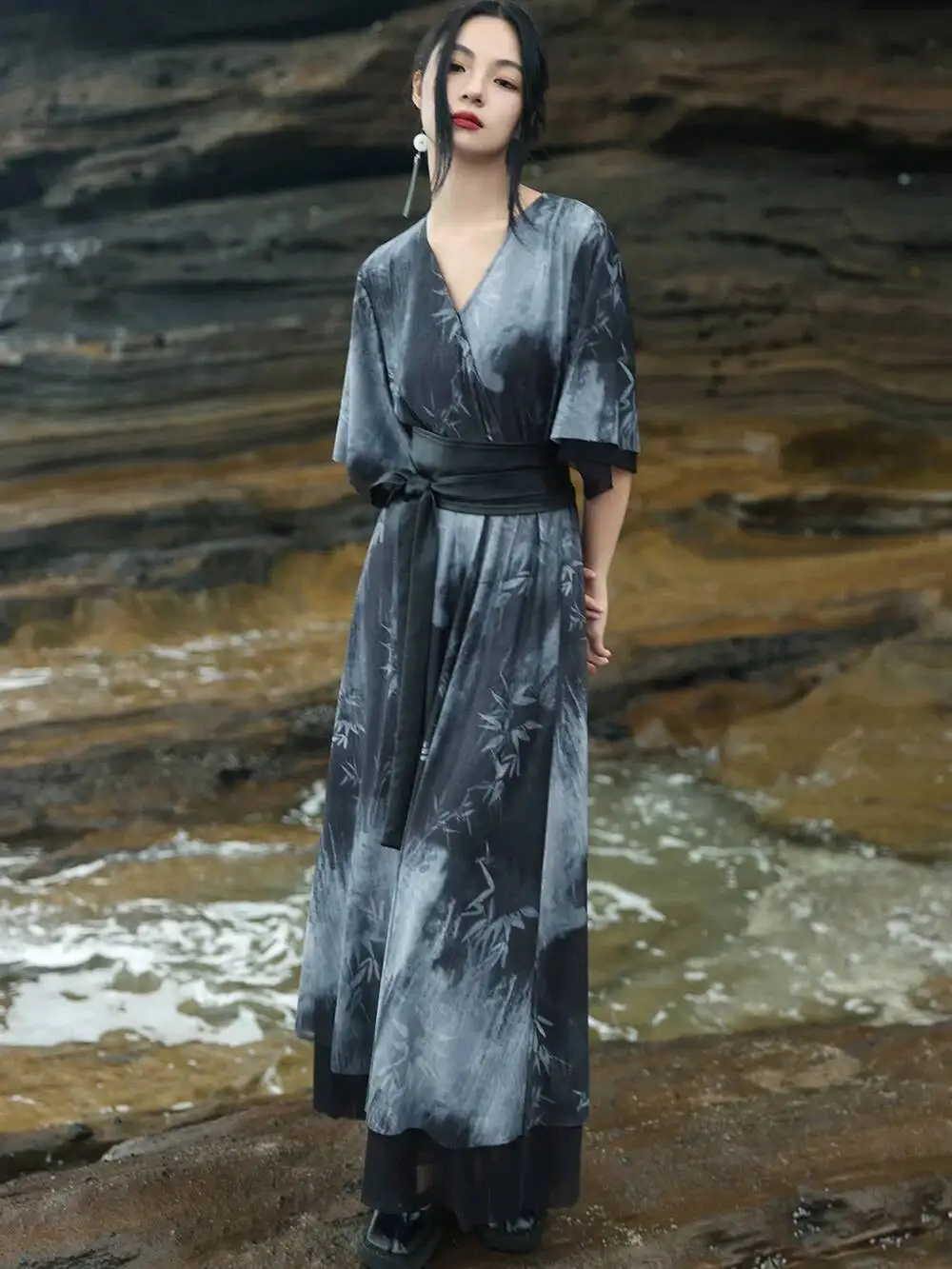 UMI MAO New Chinese V-Neck Slant Flap Dresses Women's Chinese Grey Blue Bamboo Leaf Printed Loose Long Dress Femme Y2K