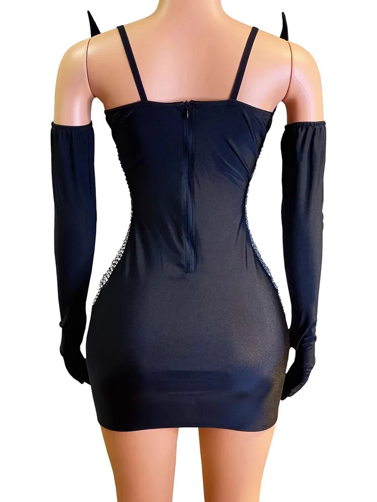 Wysokiej jakości tłoczona na gorąco seksowna sukienka z szelkami elastyczna nieregularna sukienka 2025 nowych moda niestandardowa odzież damska