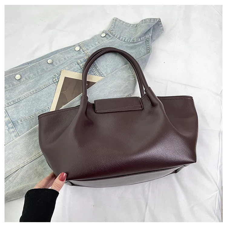 패셔너블한 레트로 겨드랑이 가방 여성용 - 2025 A/W 대형 숄더백 조절 가능한 스트랩 사무실 쇼핑 데이트 야간 통근용