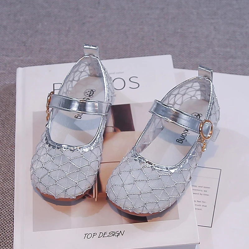 Kids Mesh Shoes Soild Color Versatile Girls Casual Flat Shoes Soft Bottom Non-slip 2026 Brand New Children Sandals Trendy