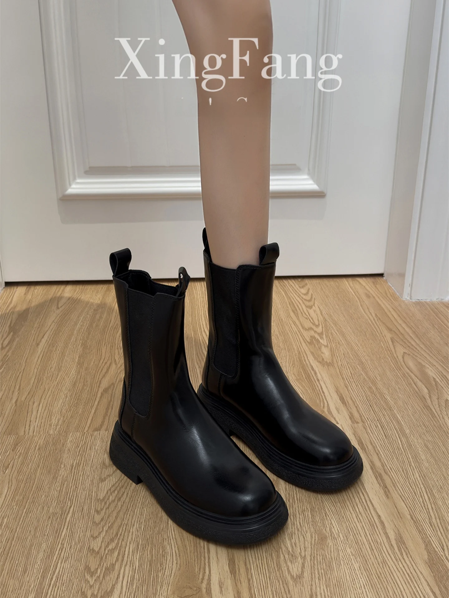 retro-style-thick-bottom-chelsea-boots-women's-black-short-boots-autumn-winter-fashion-comfortable-leather-boots