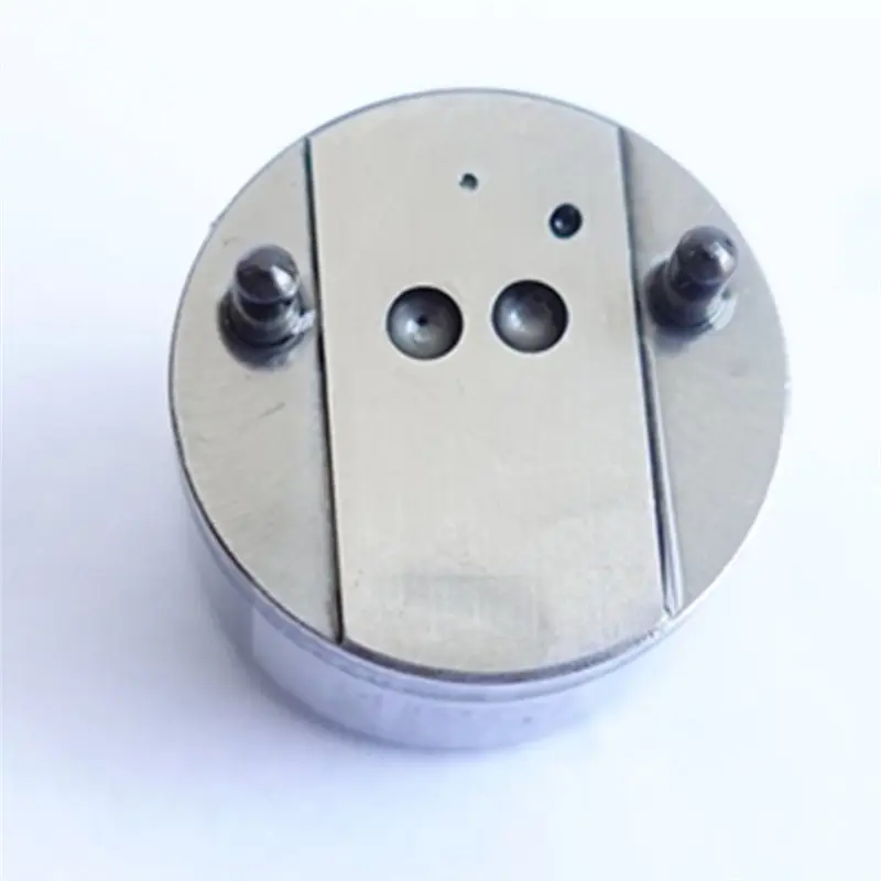 28577595 Common Rail Injector Valve 9308Z625C With Three Grooves