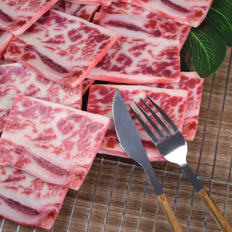 Realistisches gefälschtes geschnittenes Fleisch – einzelnes rohes Rindfleisch/Schweinefleischmodell für die Präsentation von Metzgerladen, Streichwitze, Lebensmittelfotografie und TikTok-Videos – Detail 11