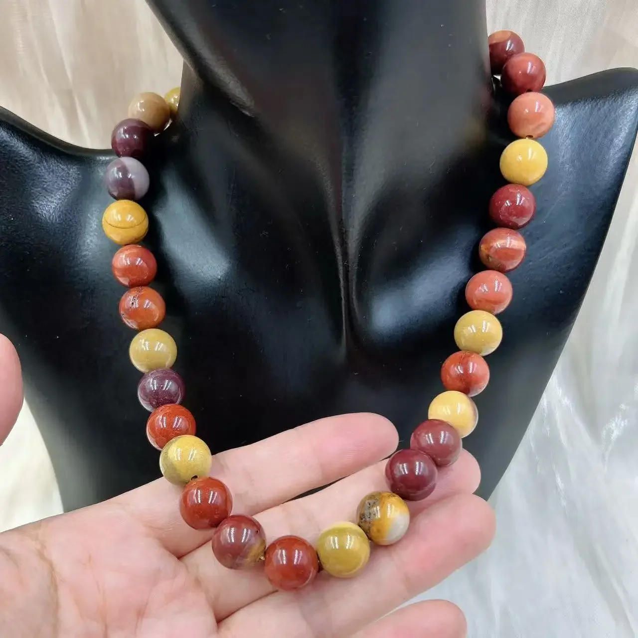 12 มม.แฟชั่นอัญมณีธรรมชาติหิน Mookaite Jasper Charm รอบลูกปัดเครื่องประดับสร้อยคอ 17-20 นิ้ว