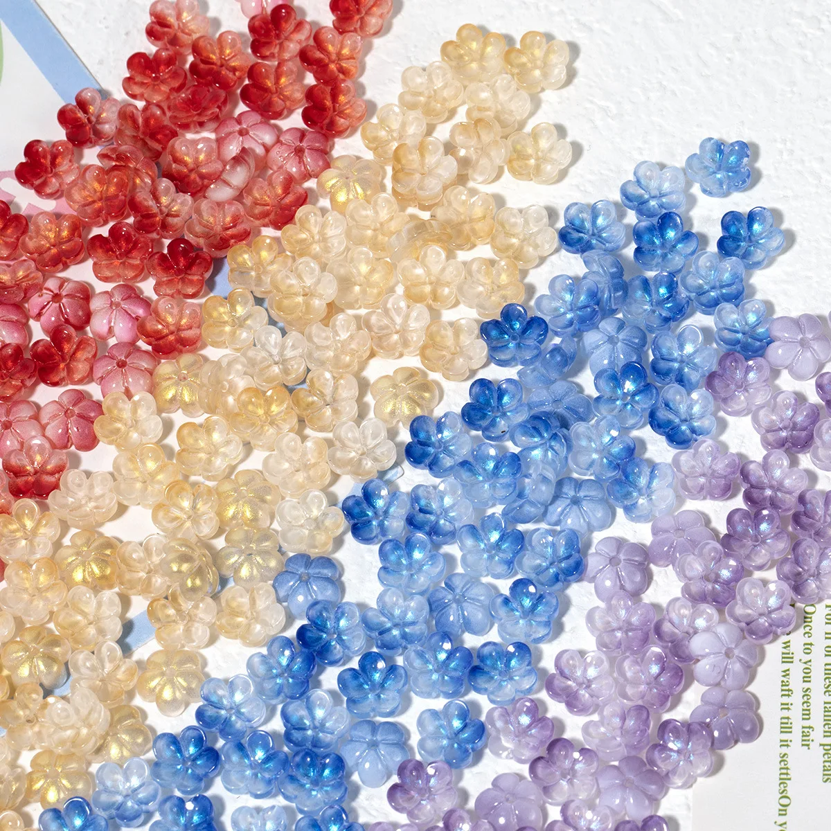 30Pcs10mm Stereo Plum Flower Glass Lampwork Beads Middle Hole Loose Spacer Beads For DIY Handmade Jewelry Accessories