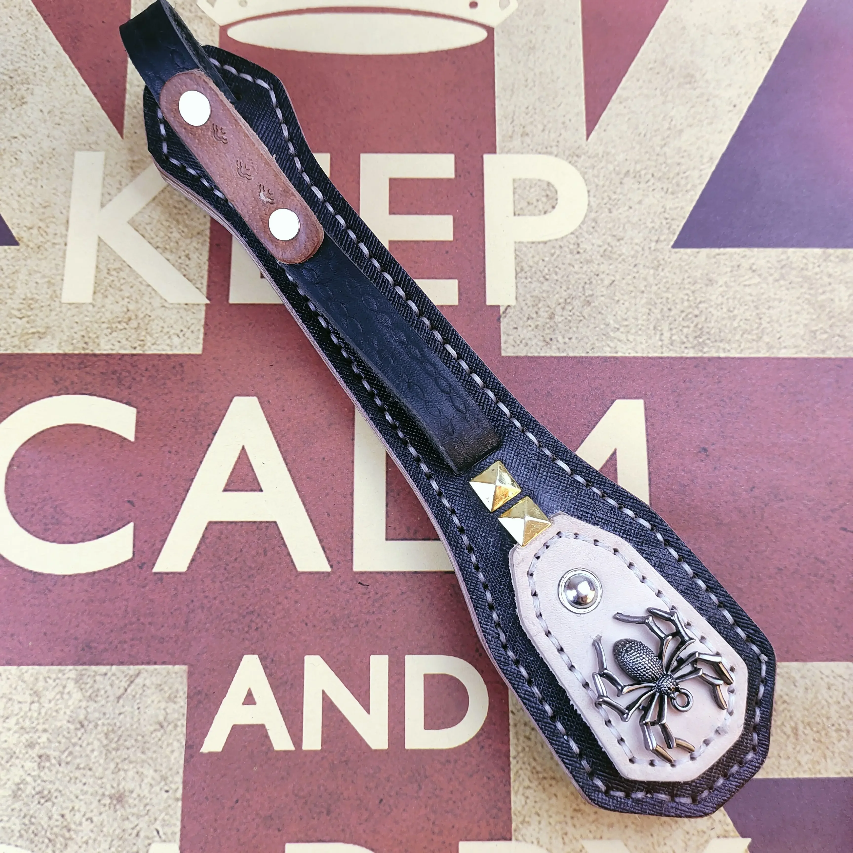 Outdoor Portable EDC Multifunctional Head Layer Cowhide Boston Leather Racket Built-in Lead Block Women's Self-defense Tool