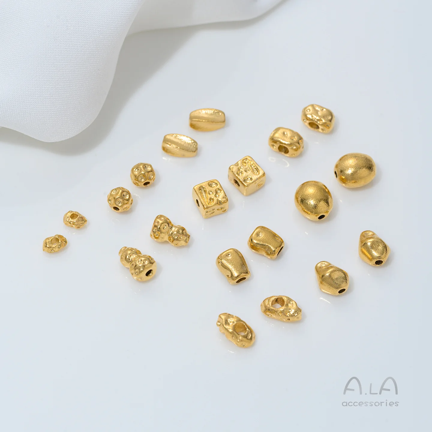 Vietnam Sand Gold Accessories Bead Bucket Beads Small Broken Gold Spacer Loose Beads Crystal Handmade DIY Beading Material