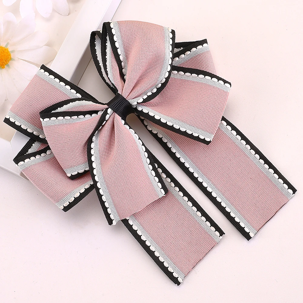 レースの花のヘアクリップ,大きな蝶ネクタイ,ヘアアクセサリー,黒と白,1個