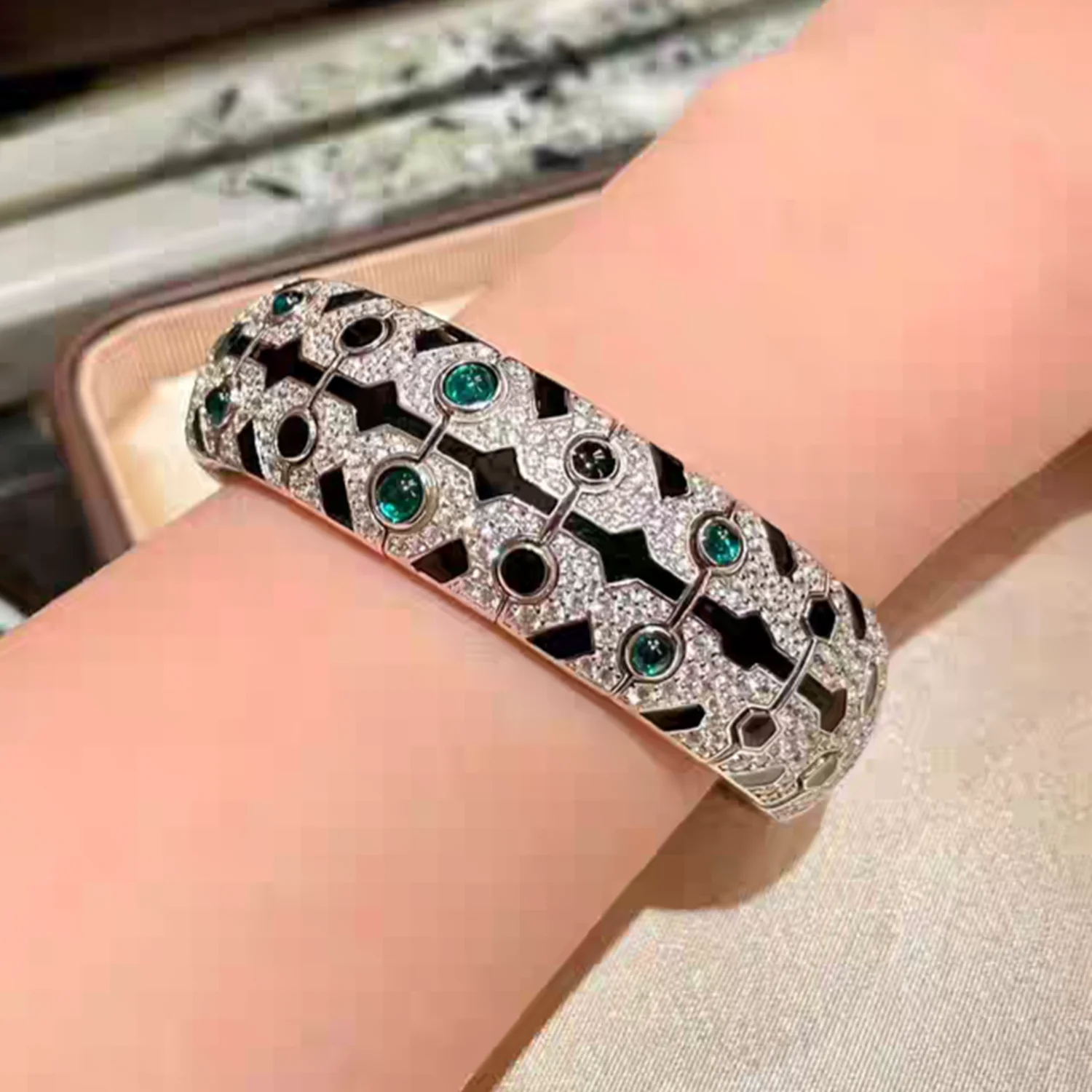 

KQDANCE Luxury New Desin Solid 925 Silver BLack Resin Leopard Print Lab Green Gemstone Bangle Bracelet Fine Jewelry Party