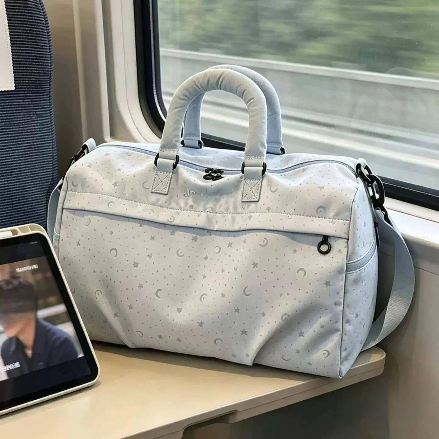 旅行用バックパック-レディース-大容量-軽量-高い美的価値-ハンドバッグ-ナイロン素材-ロッド付き-若者向け-カジュアルシーン用