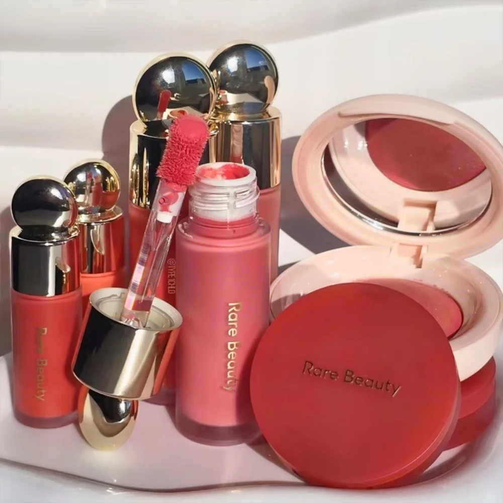 Rare Beauty Flüssiges Rouge Langanhaltend Plump Happy Lucky Love Blush Nahtlos Dewy Damen Kosmetik Make-up Wasserfest Feuchtigkeitsspendend für das Gesicht