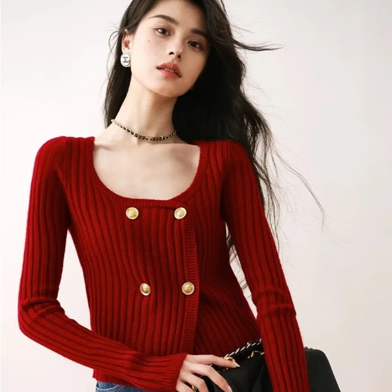 Red Square Neck Knitted Sweater 2023 Autumn/Winter New Wool Long Sleeve Square Round Neck Asymmetric Gold Button Sexy Slim Fit K