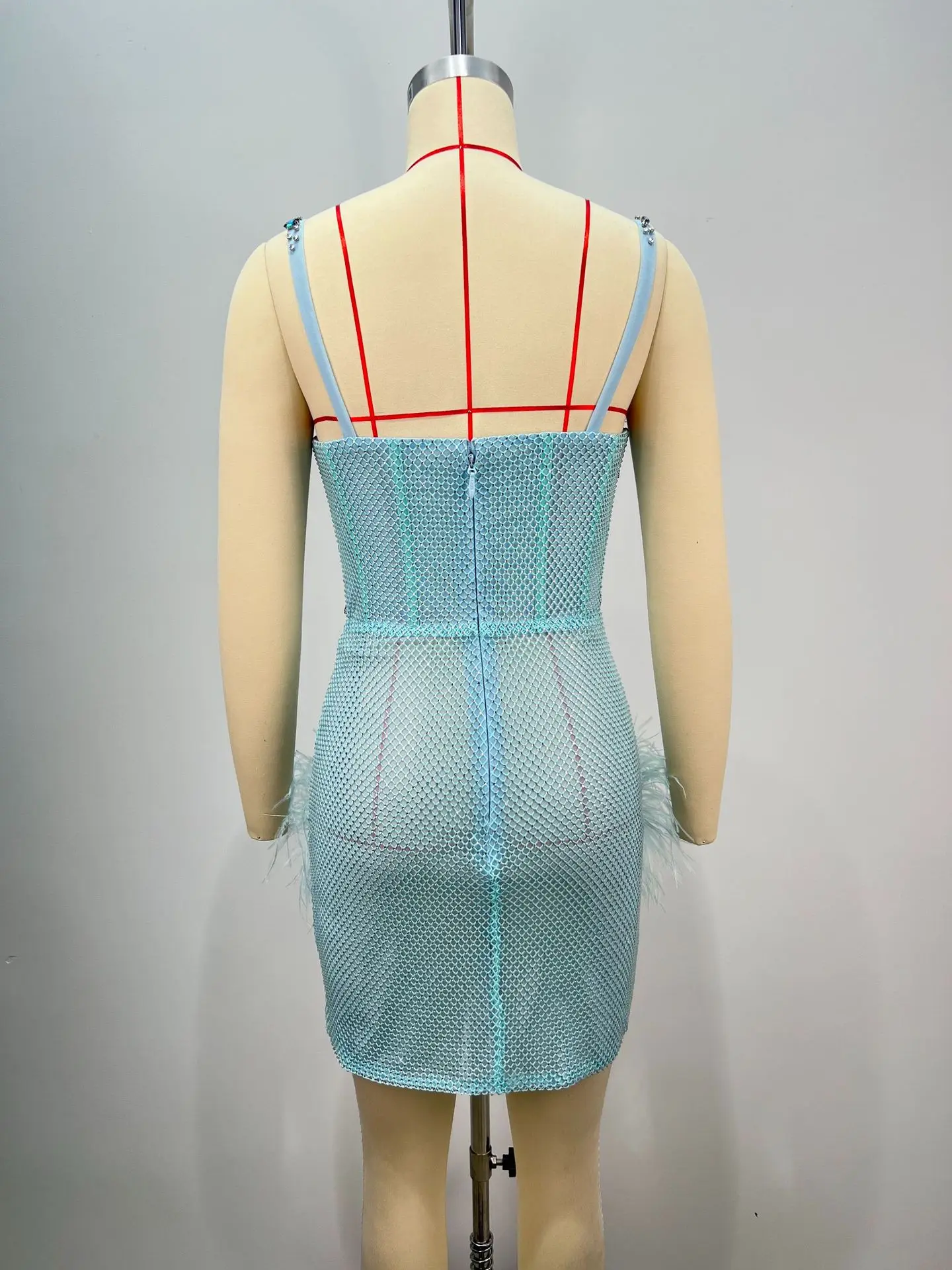 Robe Sexy en plumes de strass, coupe basse, bretelles à paillettes transparentes, robe de soirée haut de gamme