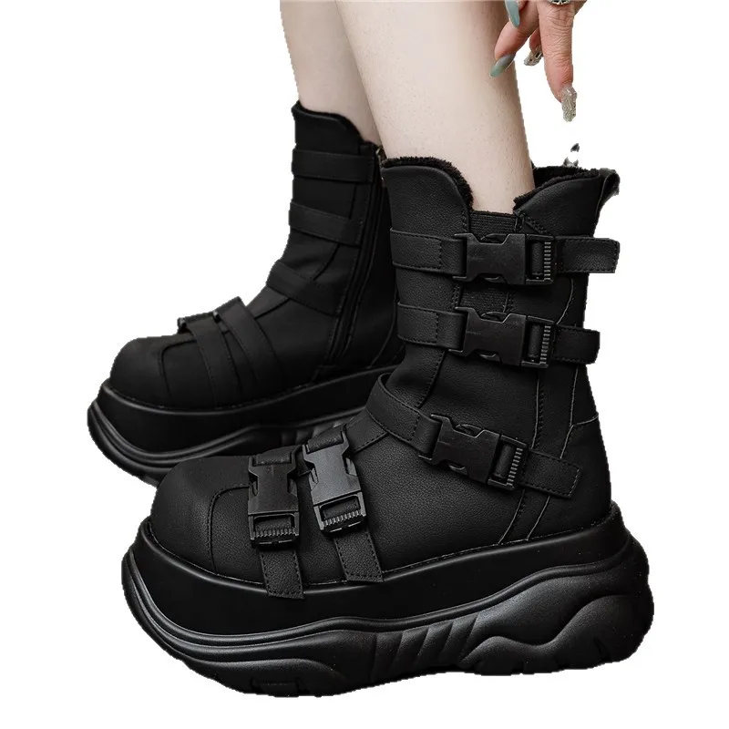 

2025 Niche Belt Buckle Thick-soled Big-head Punk Babes Small Height-increasing Velvet Thermal Locomotive Boots
