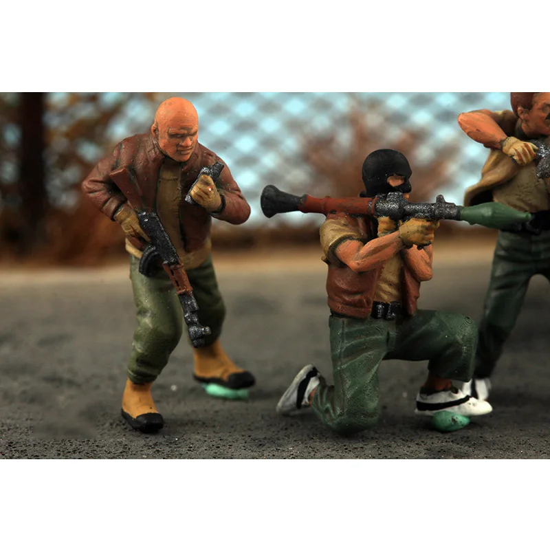 1:72 Scale Resin Rebel Bandits 8สมาชิกกลุ่มฉากอุปกรณ์เสริม (ไม่รวมรถ) ผู้ใหญ่ของเล่นคลาสสิกของขวัญStaticจอแสดงผล