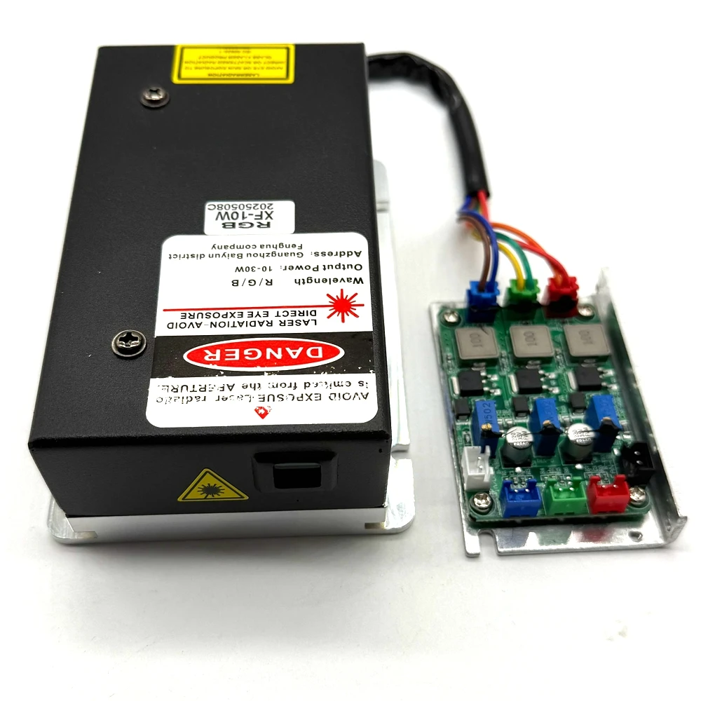 638nm/3W+525nm/3W+450nm/4W High Power RGB 10W Laser Module White Light Stage Performance Lights