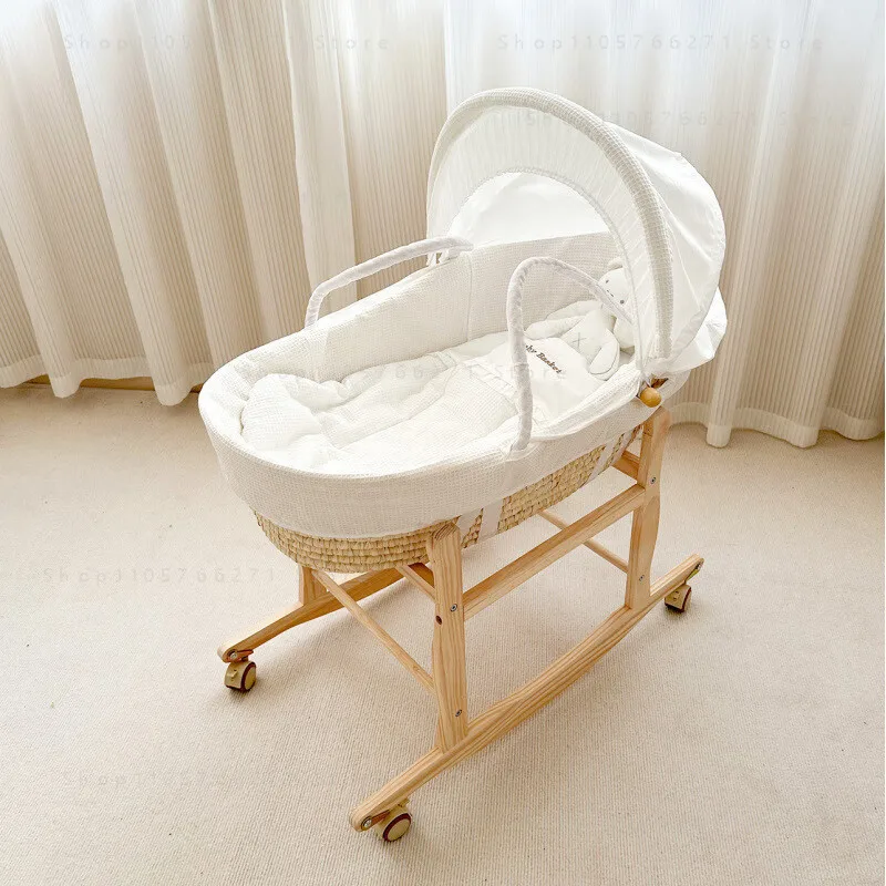 Baby Cradle, Carry Basket Portable, Bed in Bed Newborn Carry Basket Baby Reclining Chair Hand Woven