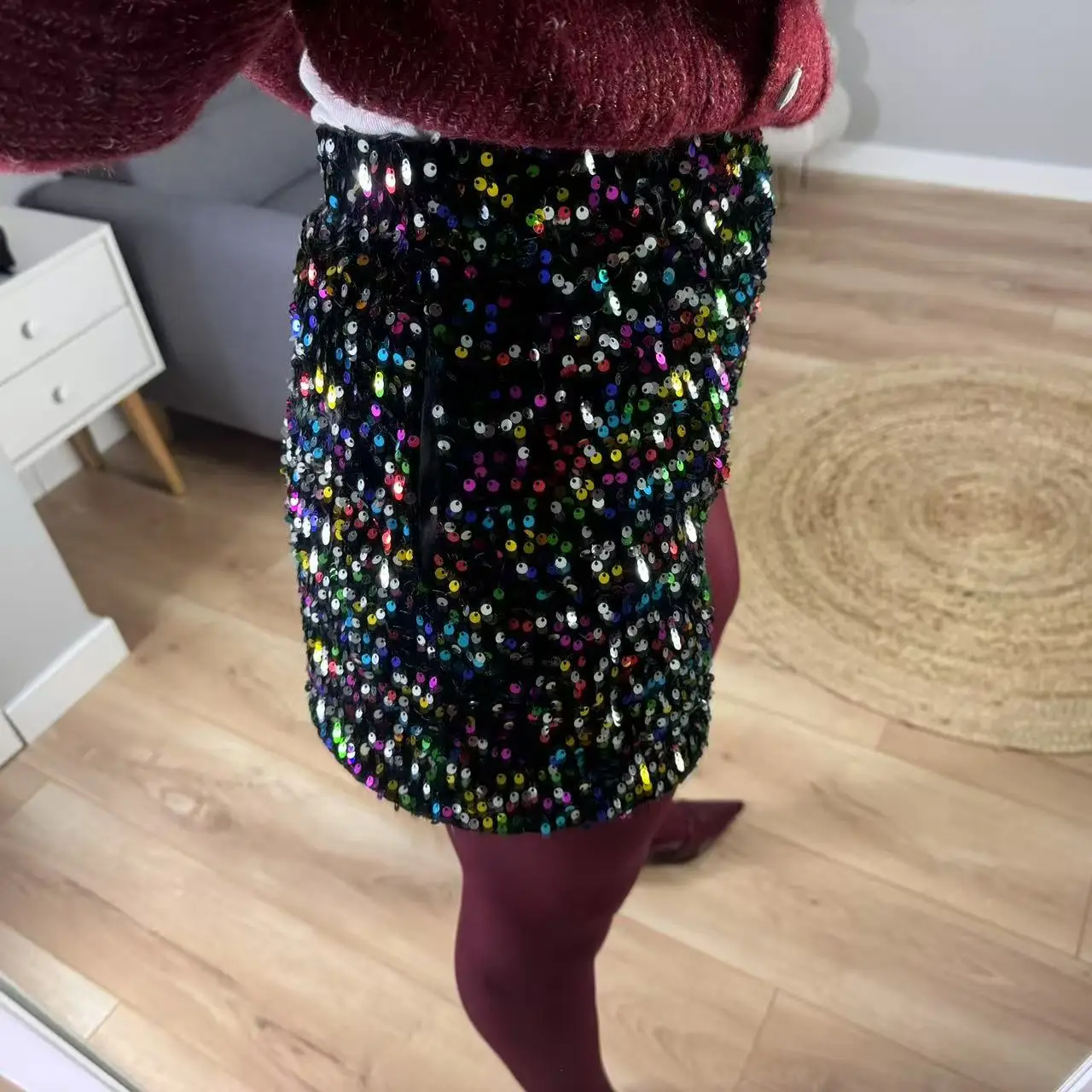 유럽과 미국 스타일의 스팽글 반바지 스웨이드 네일 수 놓은 스팽글 캐주얼 바지 Hot Girls 2025 여성용 반바지