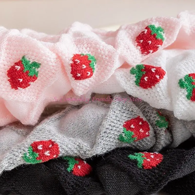 85AE Children's Long Tube Socks Strawberry Pattern Decoration High Tube Socks Color Comfortable for Daily Parties