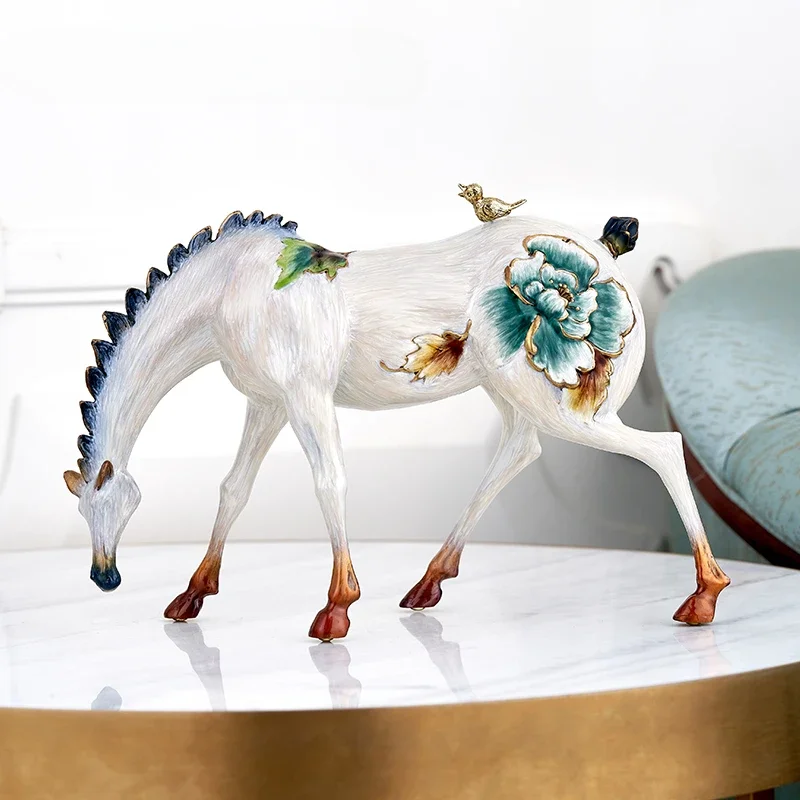 New arrival fashion design Fujima white horse ornament luxury decorative ornament for business gifts