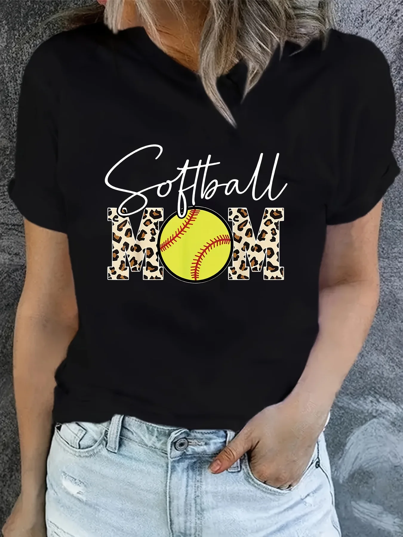 Softball Mom Leopard Fun Baseball Mom Mother\'s Day 2024 T-shirt Summer New Round Neck Short Sleeve Women\'s Top