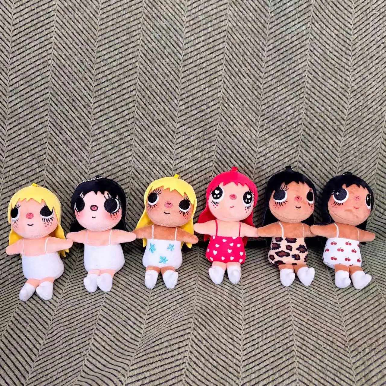 Yuyu Dopamine Strap Skirt Leopard Pattern Love Tears Girl Plush Toy Doll Pendant Keychain Bag Gift