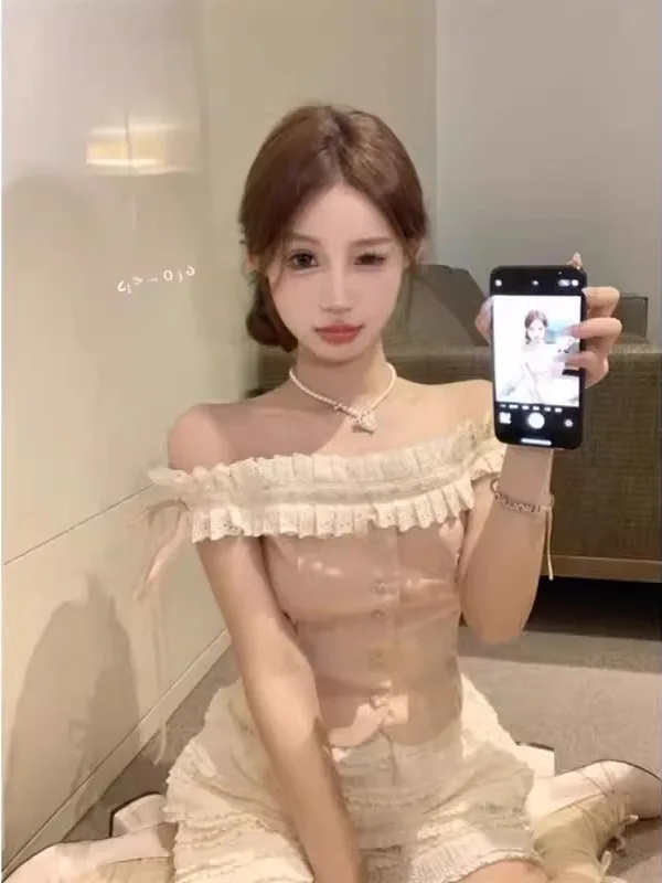 pure-desire-スイートスパイシー-ショルダーバード-レディース-シャツ-春-バレエスタイル-レーストリム-フィッシュボーンデザイン-半袖-スリムフィット