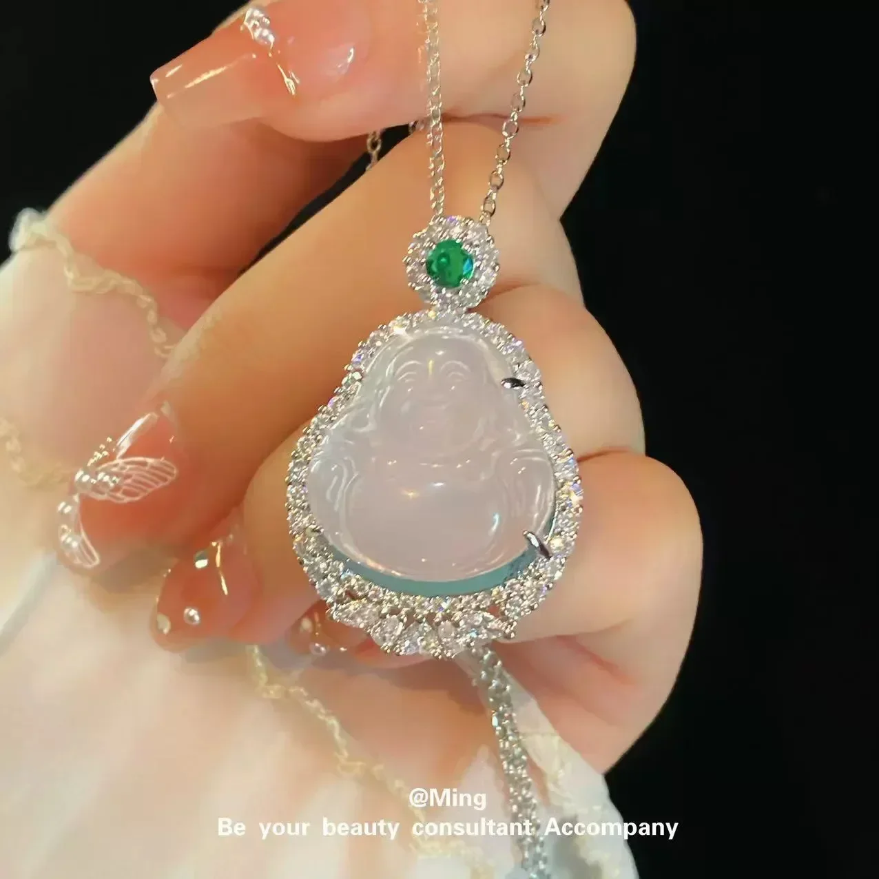 ожерелье из титановой стали с бриллиантами и прозрачным льдом Будды для женщин, универсальная и легкая роскошная цепочка на ключицу